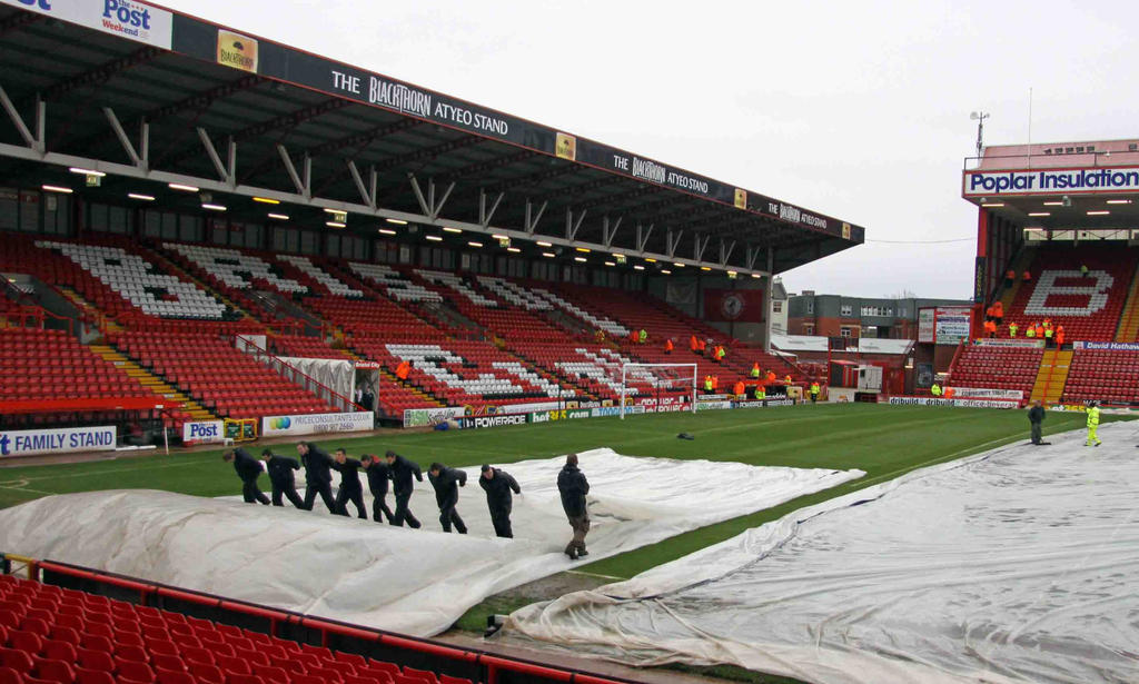 Covers coming off Ashton Gate pitch