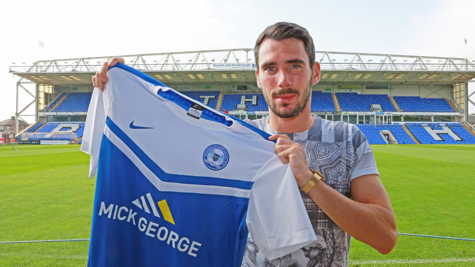 Michael Smith signs 3-year deal for Posh - 25-07-2014